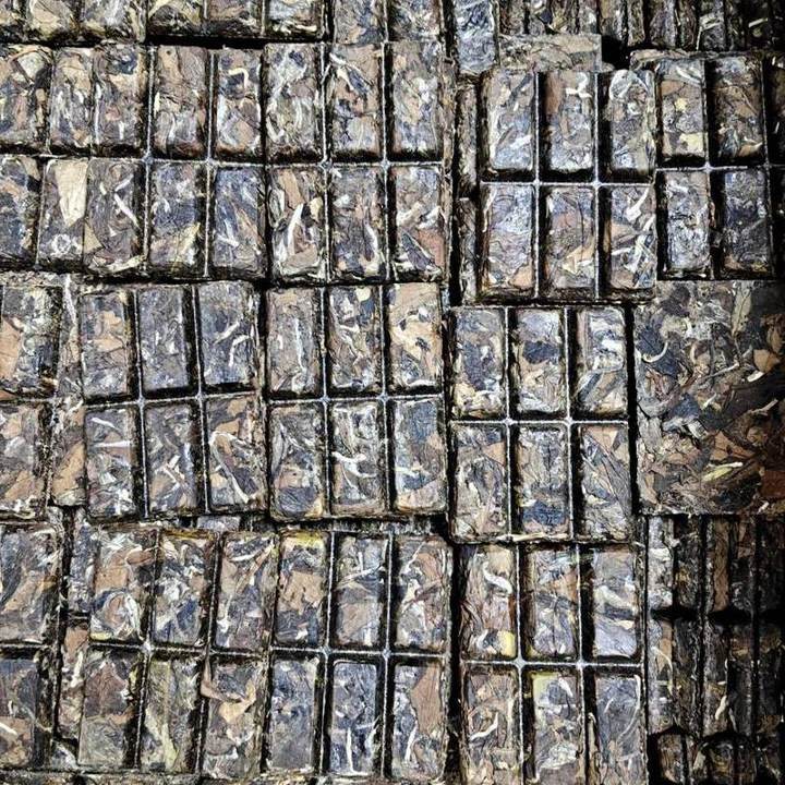 盛红姿茶业